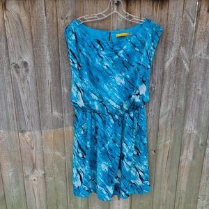 Alice + Olivia Size Large Dress